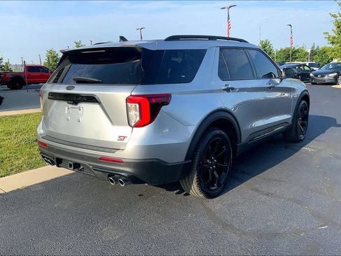 Used 2024 Ford Explorer ST w/ Equipment Group 401A AWD/4WD image 6