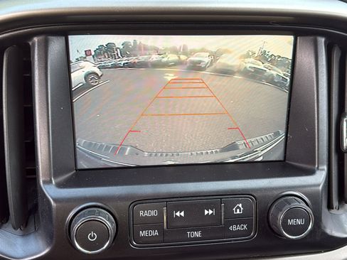 Used 2016 Chevrolet Colorado Z71 w/ LPO, Gearon Divider Package AWD/4WD image 13