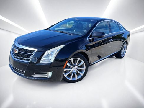 Used 2016 Cadillac XTS Luxury FWD image 2
