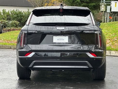 New 2026 Cadillac Optiq Sport 1 image 4