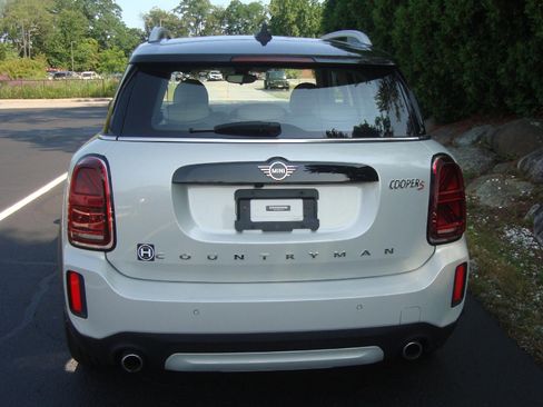 Used 2022 MINI Cooper Countryman S w/ Premium Package image 5