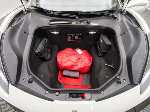 Used 2018 Ferrari 488 Spider RWD image 50