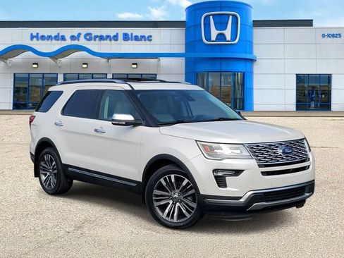 Used 2018 Ford Explorer Platinum AWD/4WD image 1