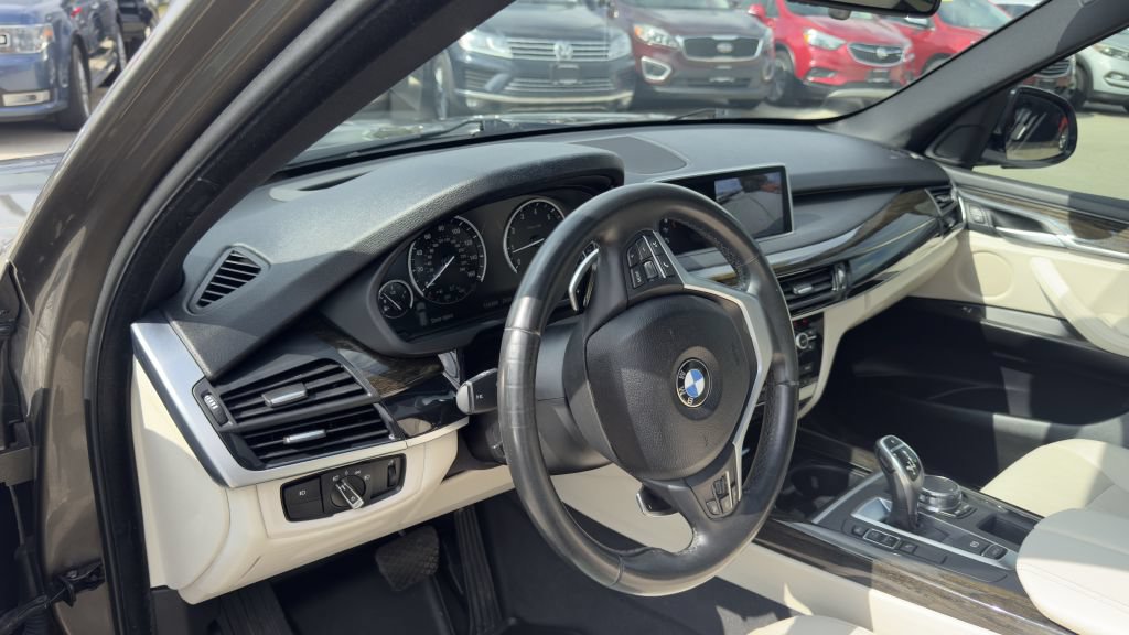 Used 2018 BMW X5 sDrive35i RWD image 14