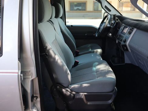Used 2013 Ford F250 XLT w/ FX4 Off Road Pkg AWD/4WD image 22