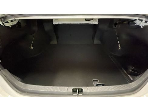 Used 2025 Toyota Camry LE FWD image 16