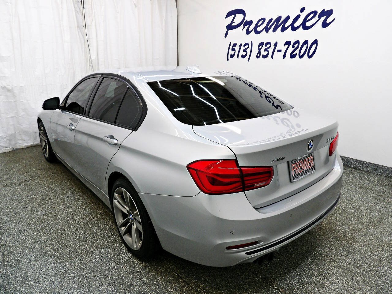 Used 2016 BMW 328i xDrive Sedan AWD/4WD image 4