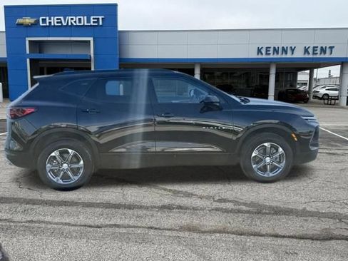 Certified 2024 Chevrolet Blazer LT w/ Convenience Package FWD image 3