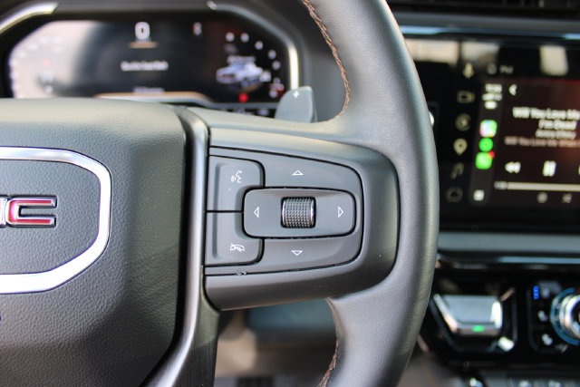 Used 2024 GMC Sierra 1500 AT4 w/ Technology Package AWD/4WD image 23