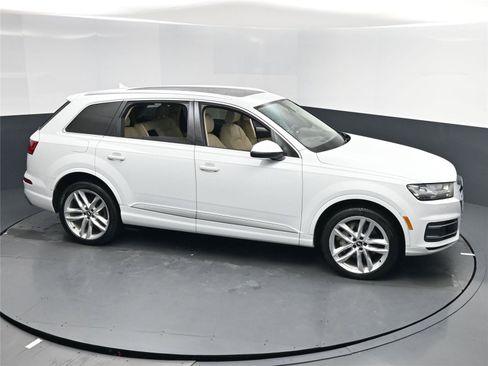 Used 2018 Audi Q7 3.0T Prestige w/ Prestige Package image 7