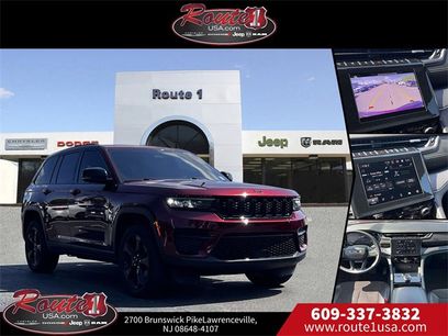 Used 2023 Jeep Grand Cherokee Altitude