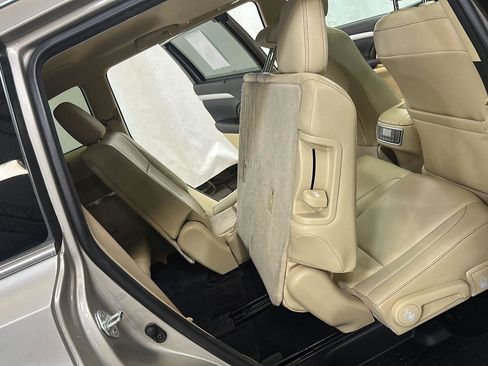 Used 2015 Toyota Highlander XLE image 31