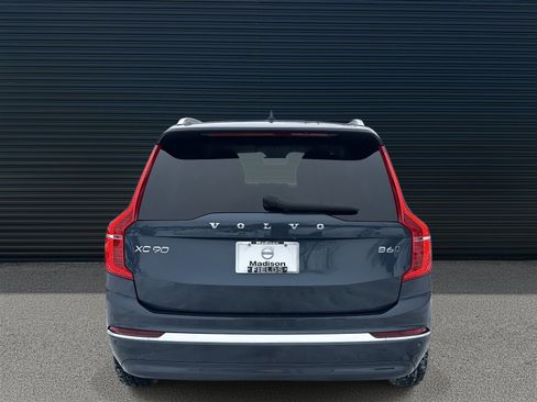 Certified 2024 Volvo XC90 B6 Plus w/ Protection Package Premier image 6