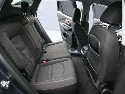 Used 2018 GMC Terrain SLE w/ Driver Convenience Package FWD image 25