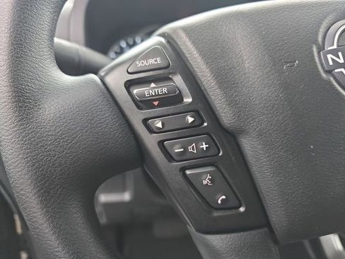 Used 2025 Nissan Frontier SV RWD image 35