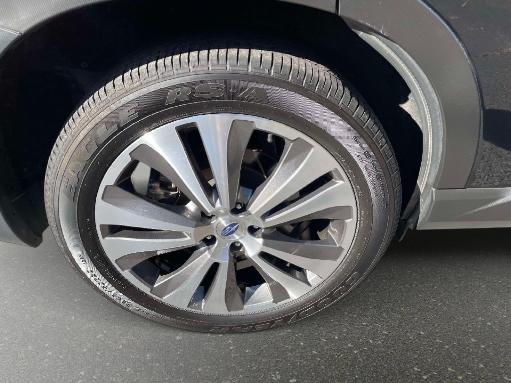 Used 2021 Subaru Ascent Premium w/ Sport Package AWD/4WD image 7