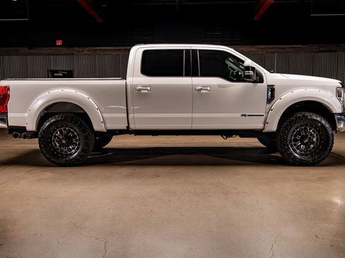 Used 2021 Ford F350 Lariat w/ Lariat Ultimate Package image 10