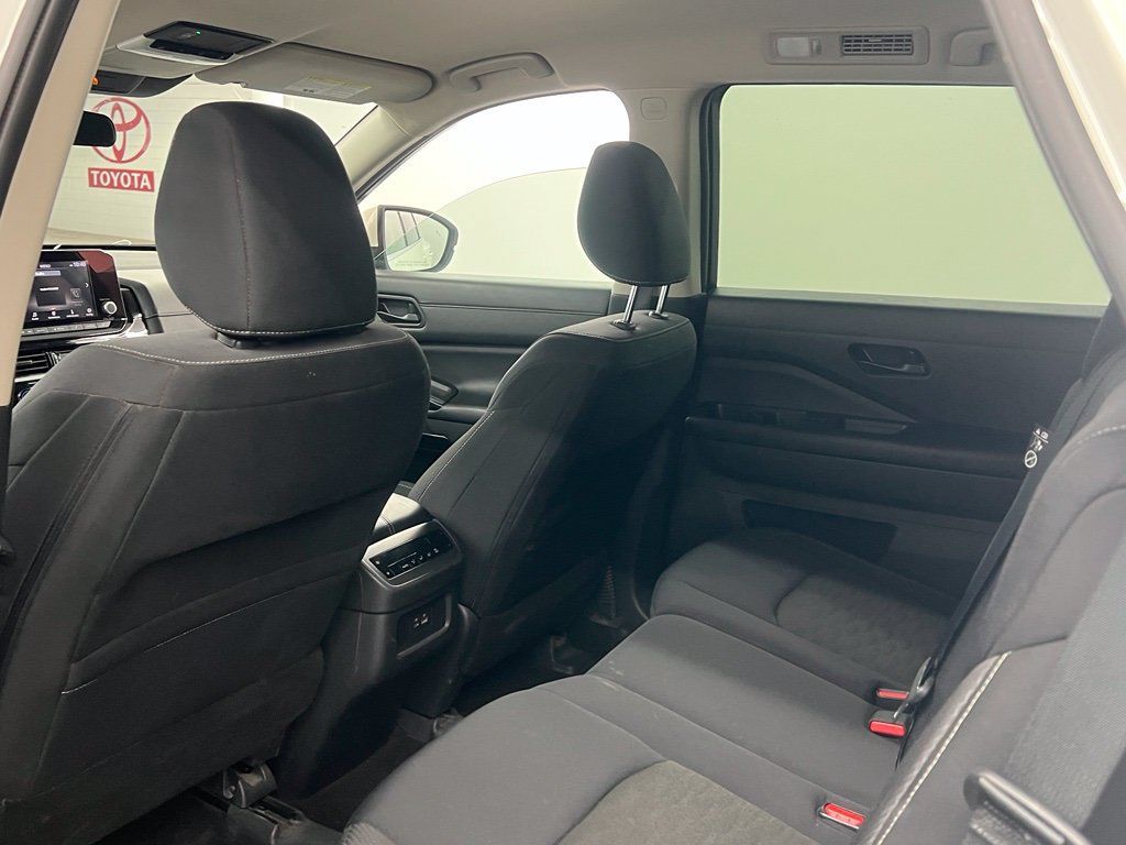 Used 2023 Nissan Pathfinder SV w/ Black Appearance Package FWD image 12