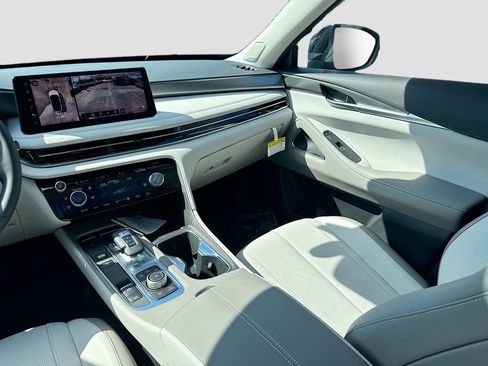 Certified 2026 INFINITI QX60 Luxe w/ Cargo Package FWD image 26