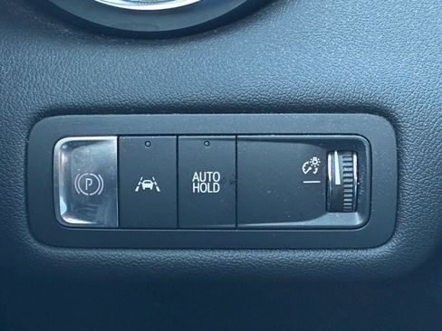 Used 2024 Chevrolet Blazer EV LT image 18