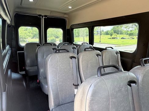 Used 2016 RAM ProMaster 3500 w/ Premium Appearance Group FWD image 12