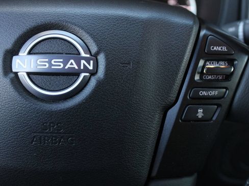 Used 2025 Nissan Frontier SV w/ SV Convenience Package RWD image 28