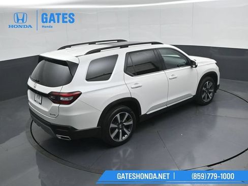 Certified 2025 Honda Pilot Elite image 48