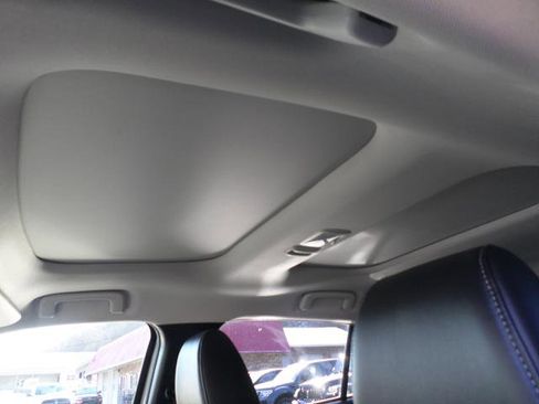 Used 2024 Mitsubishi Eclipse Cross SE image 37