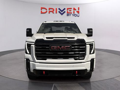 New 2026 GMC Sierra 3500 AT4 w/ AT4 Premium Plus Package AWD/4WD image 9