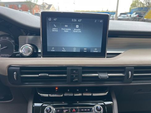 Used 2021 Lincoln Corsair AWD w/ Premium Package image 20
