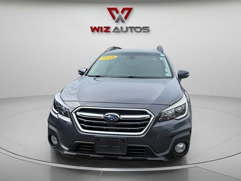 Used 2019 Subaru Outback 2.5i Limited AWD/4WD image 8