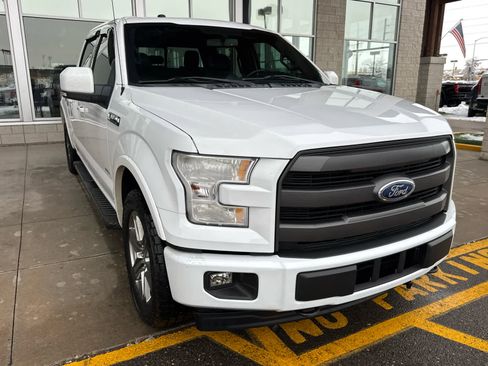 Used 2017 Ford F150 Lariat image 5
