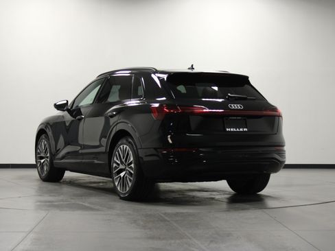Used 2024 Audi Q8 e-tron Premium Plus w/ Premium Plus Package AWD/4WD image 6