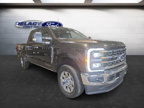 Used 2025 Ford F350 Lariat w/ Lariat Ultimate Package image 7