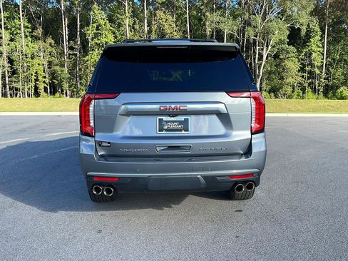 Used 2021 GMC Yukon Denali w/ Denali Premium Package AWD/4WD image 6