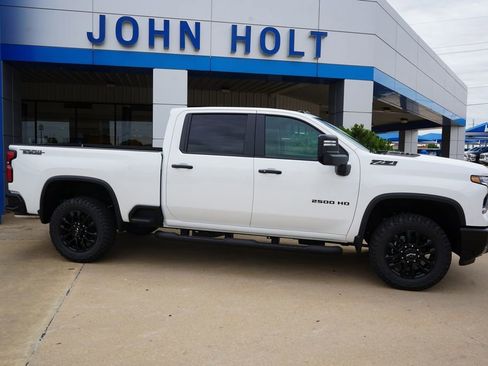 New 2026 Chevrolet Silverado 2500 LT w/ Trail Boss Package AWD/4WD image 12