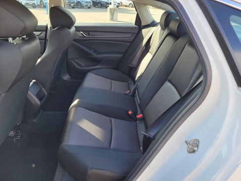 Used 2018 Honda Accord LX image 12