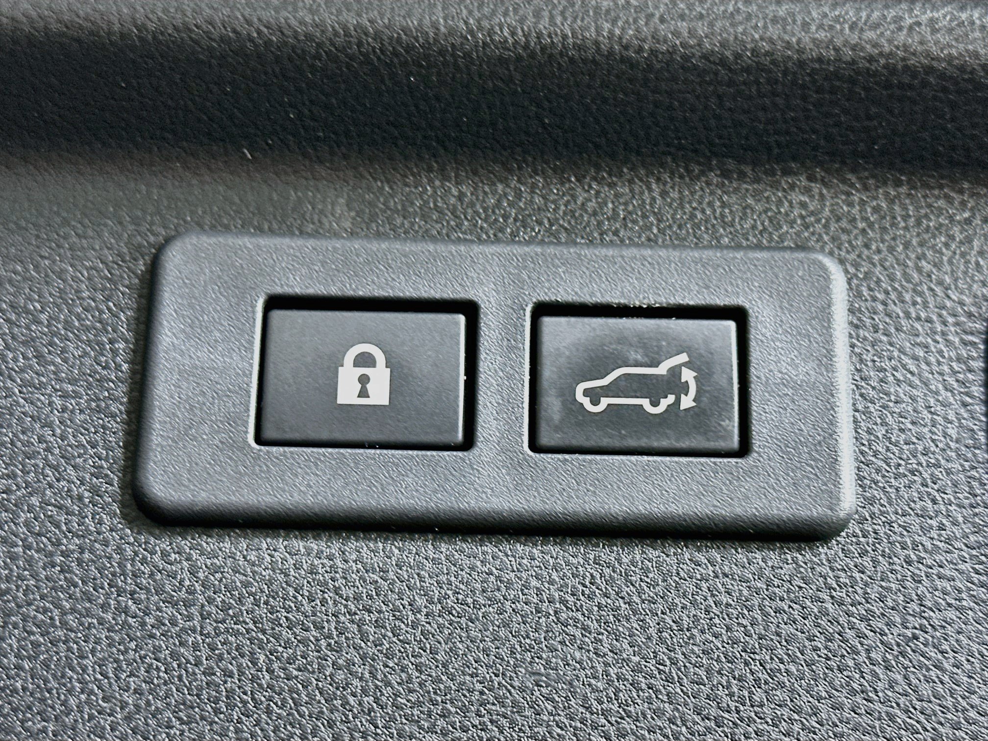 Used 2019 Subaru Forester Premium AWD/4WD image 29