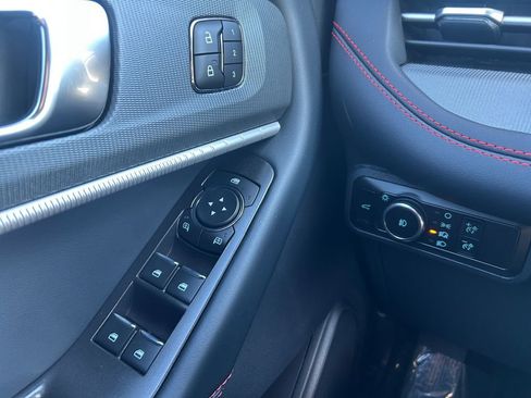 New 2026 Ford Explorer ST-Line w/ ST-Line Street Pack image 47