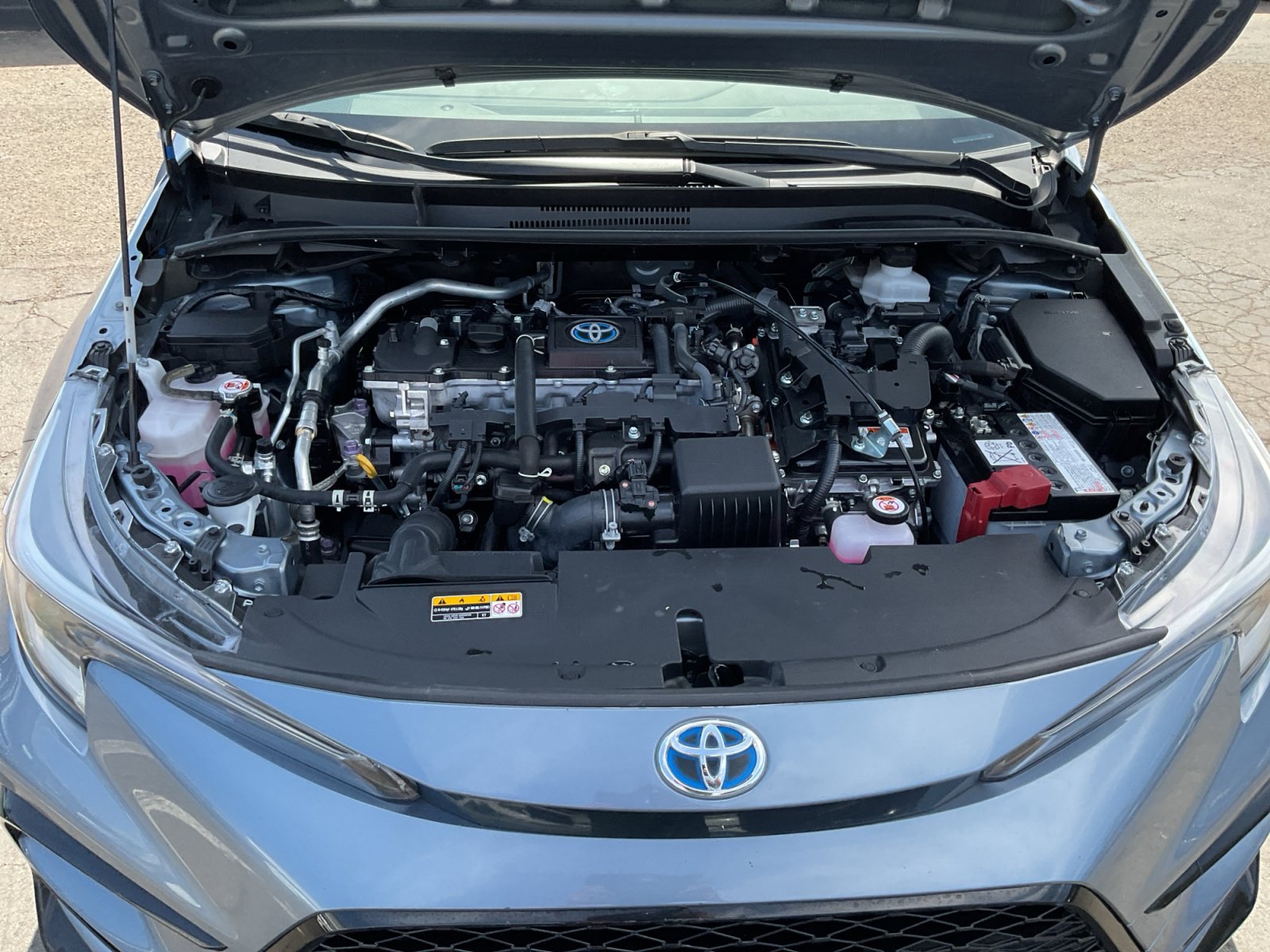 Used 2024 Toyota Corolla SE w/ SE Package FWD image 22