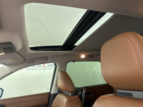 Used 2022 Nissan Pathfinder Platinum w/ Cargo Package image 21