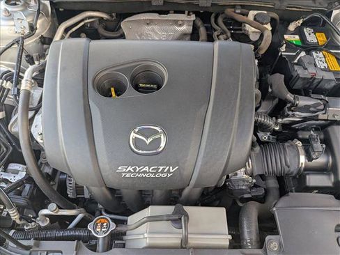 Used 2018 MAZDA MAZDA3 Touring image 22
