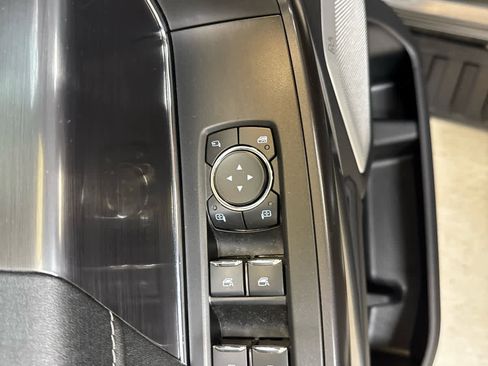 Used 2025 Ford F150 Lariat w/ Equipment Group 502A High AWD/4WD image 25