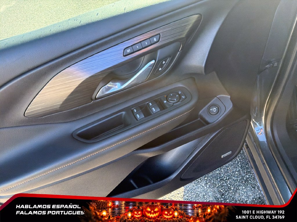 Certified 2021 GMC Terrain SLT w/ Infotainment Package II FWD image 13