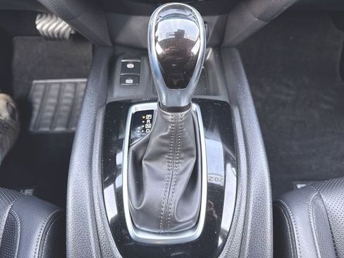 Used 2022 Nissan Rogue Sport SL image 16