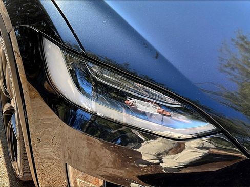 Used 2017 Tesla Model X 90D image 27