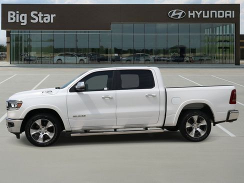 Used 2019 RAM 1500 Laramie RWD image 2