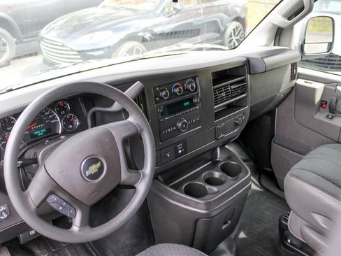 Used 2024 Chevrolet Express 2500 w/ Driver Convenience Package RWD image 8