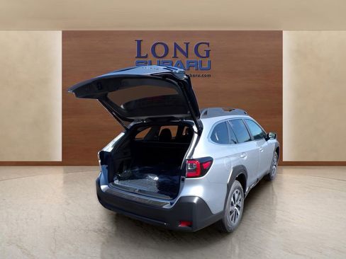 Certified 2025 Subaru Outback Premium image 11