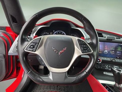Used 2018 Chevrolet Corvette Grand Sport image 11